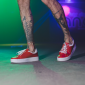 Tênis Vermelho e Branco Numeração Especial Tamanho Grande Arrasadora
